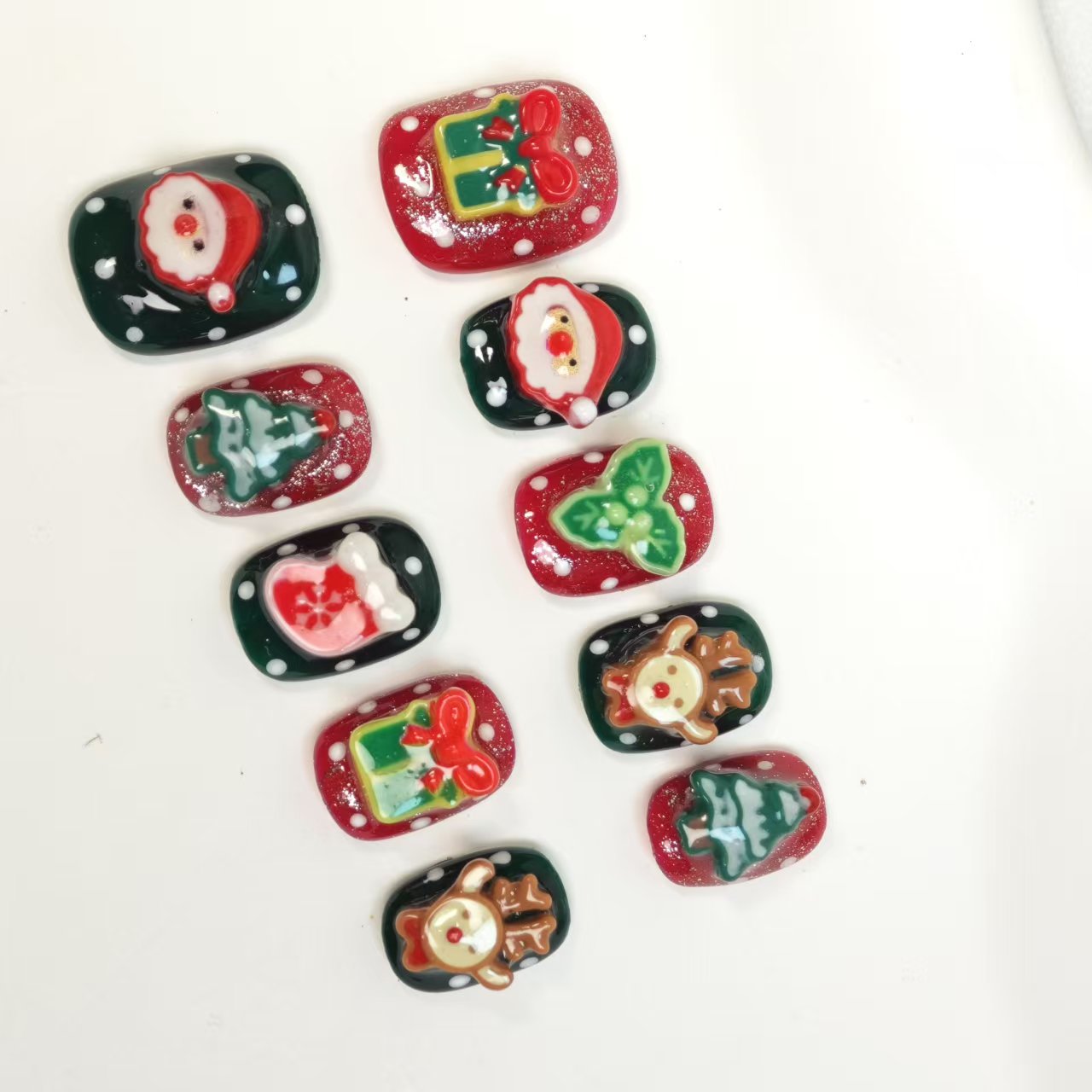 Short Christmas Press On Nails | 10pcs Handmade Set | 3D Santa, Reindeer & Gifts Design